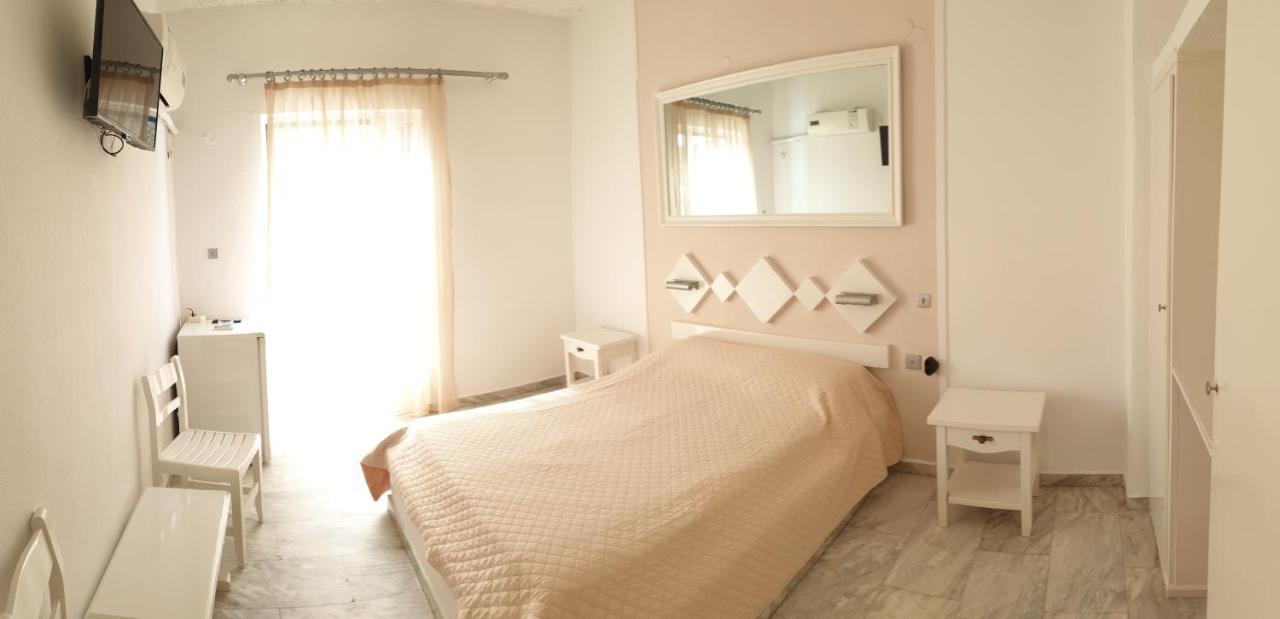 Porto Castello Hotel Fira  Bagian luar foto