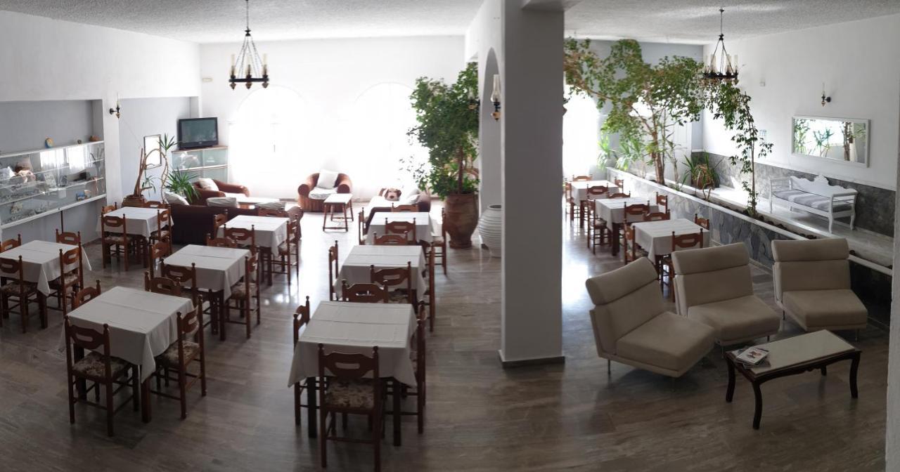 Porto Castello Hotel Fira  Bagian luar foto