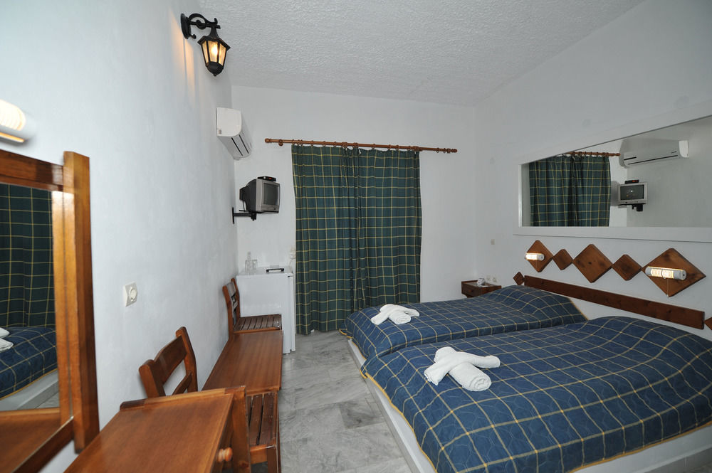 Porto Castello Hotel Fira  Bagian luar foto